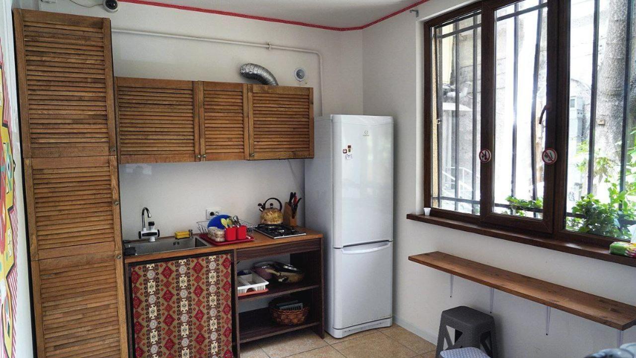 Areva Hostel On Pushkin St. เยเรวาน ภายนอก รูปภาพ